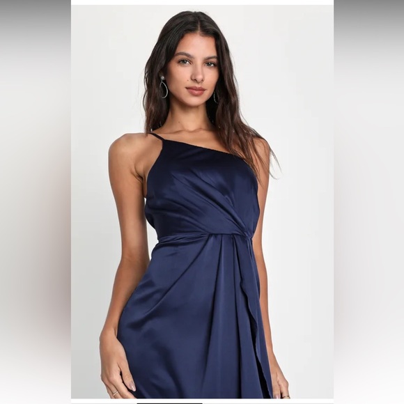 Lulus NWT Law of Attraction Navy Blue One-Shoulder Asymmetrical Midi Dress - Picture 1 of 4